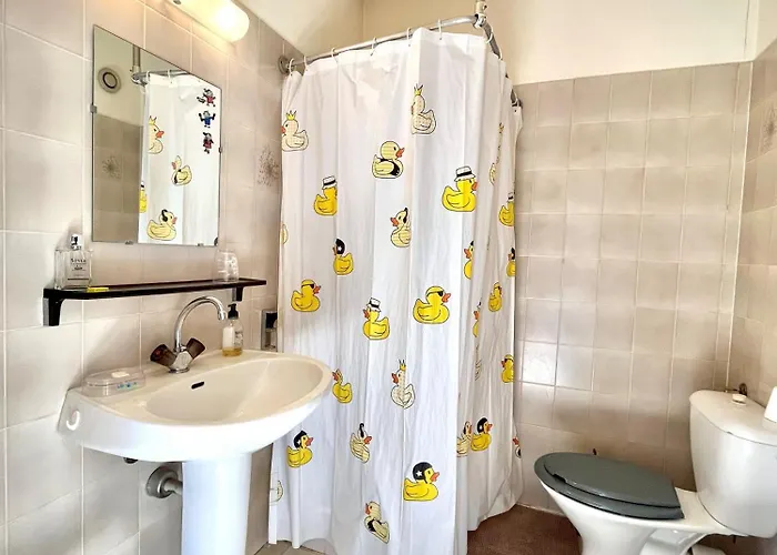 Vue A Ile Rousse 公寓